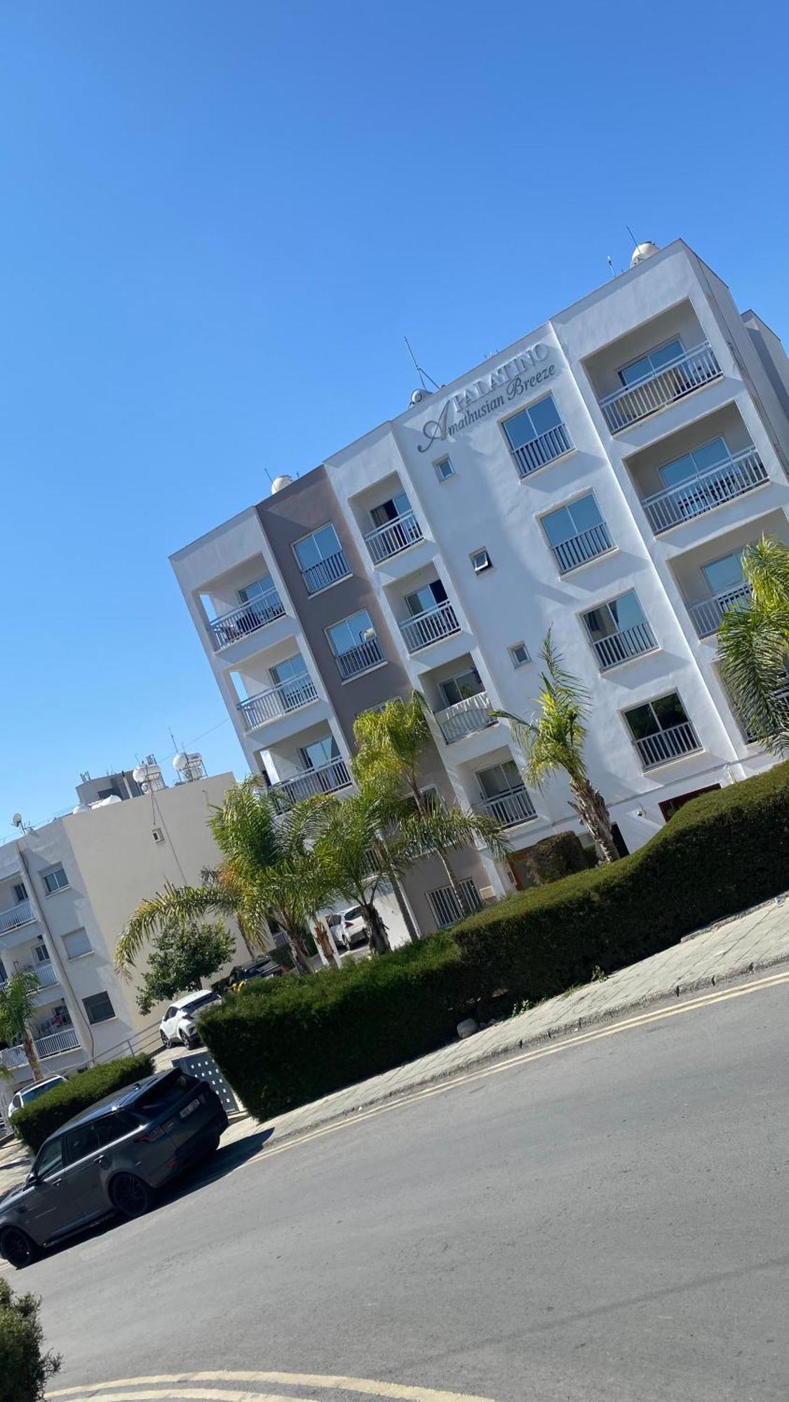 T&L Apartments Agiaos Tychonas Limasol Buitenkant foto